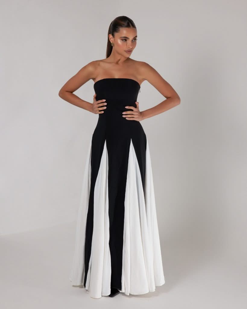 Black strapless colorblock pleated maxi dress