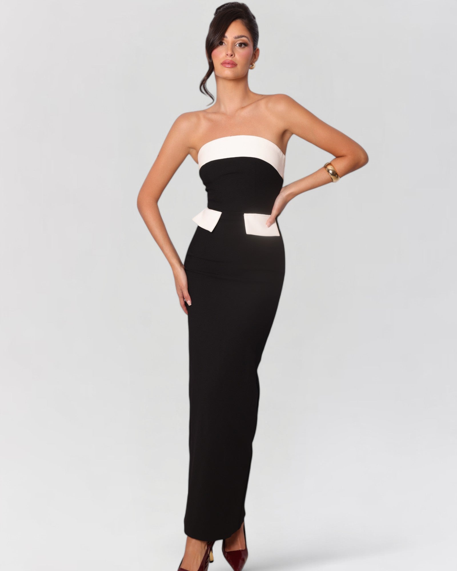 Black and white strapless pocket midi dress